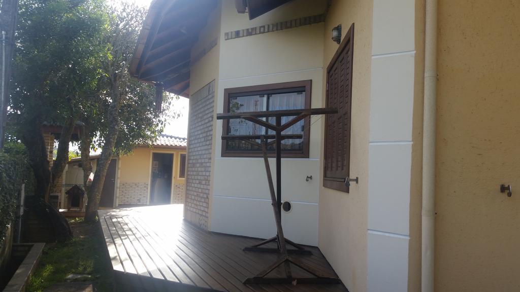 Casa da Márcia - Guarda do Embaú Exterior foto