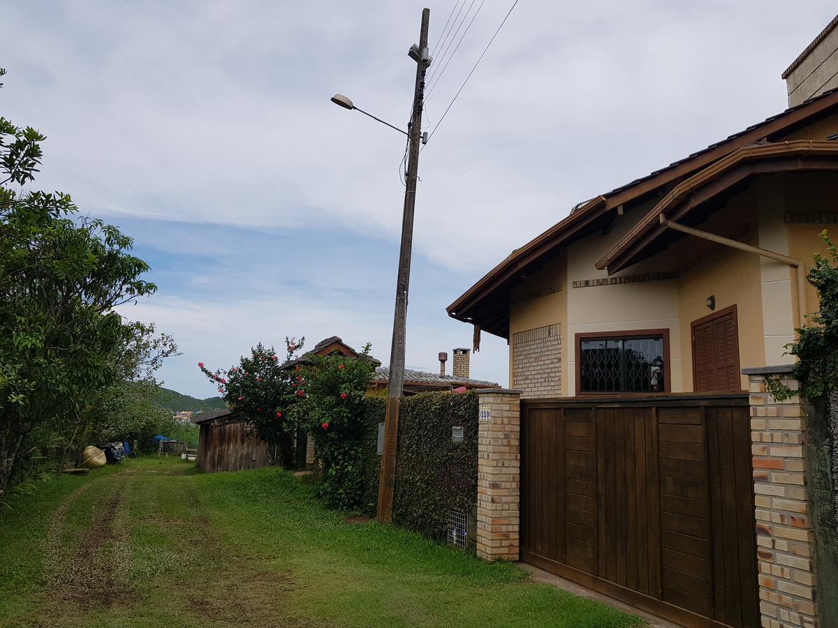 Casa da Márcia - Guarda do Embaú Exterior foto